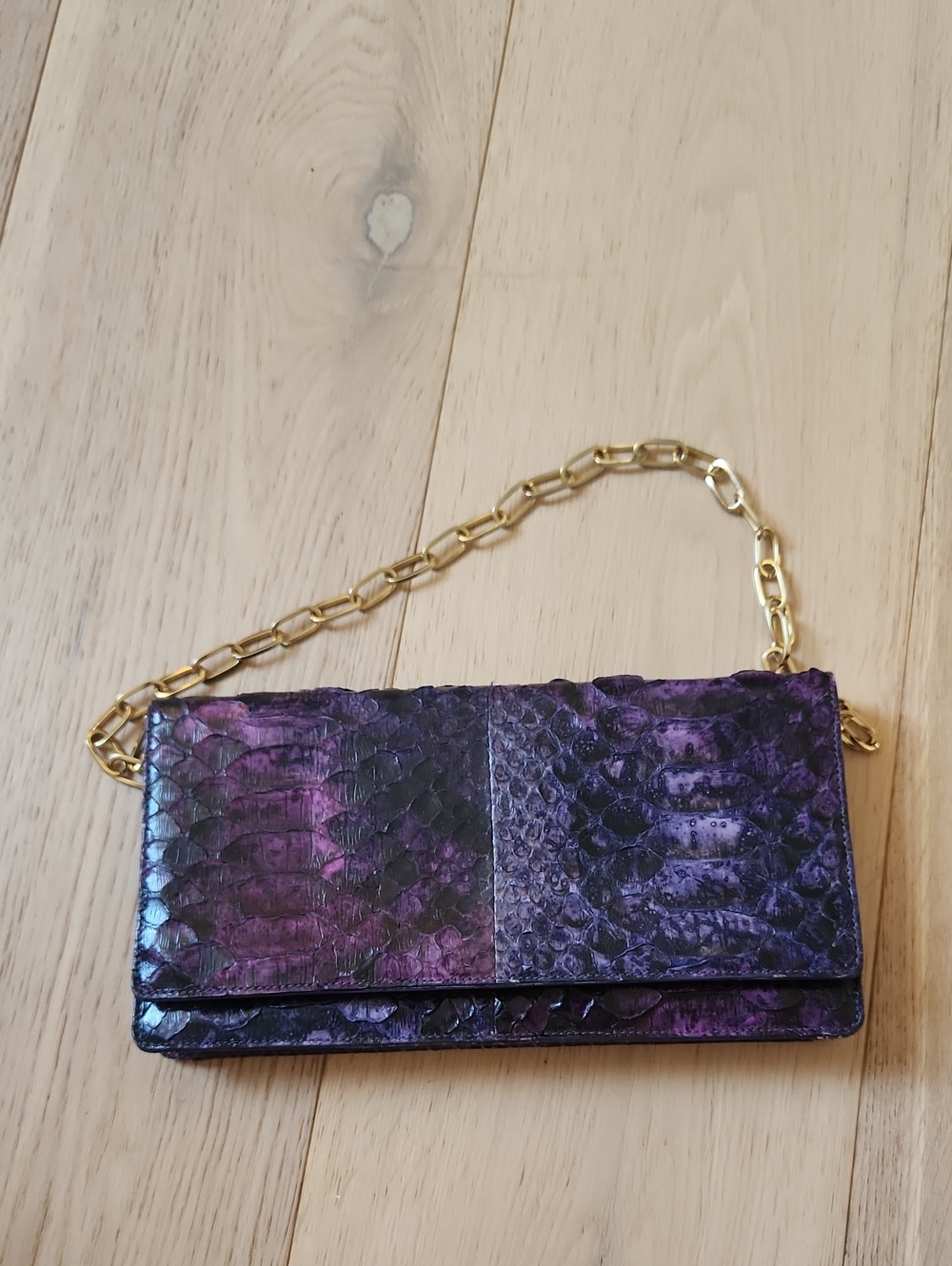 Purple Snake-Embossed Chain Shoulder Bag
